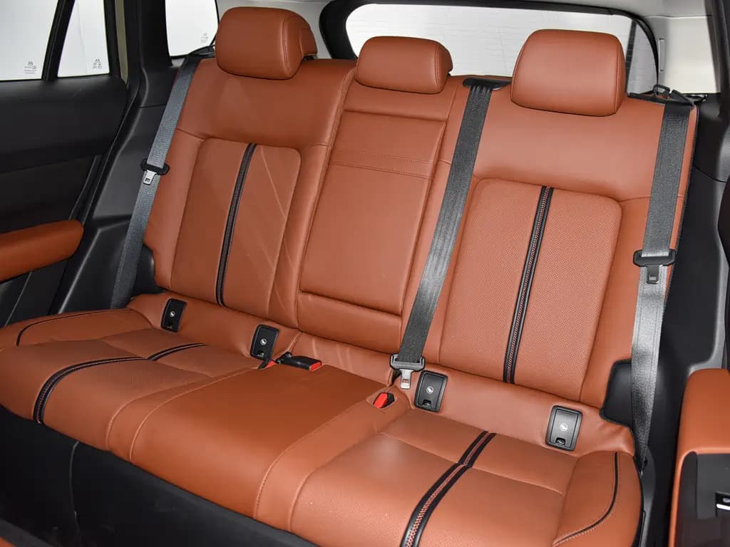 Mazda CX-50 — версия для тех, кому CX-5 кажется слишком городским